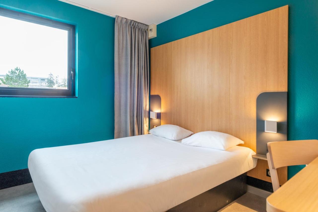 B&B Hotel Cholet Sud Exteriör bild