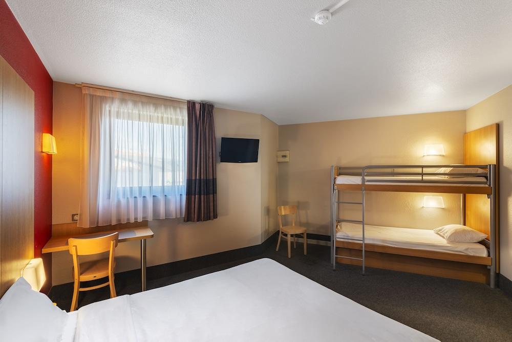 B&B Hotel Cholet Sud Exteriör bild